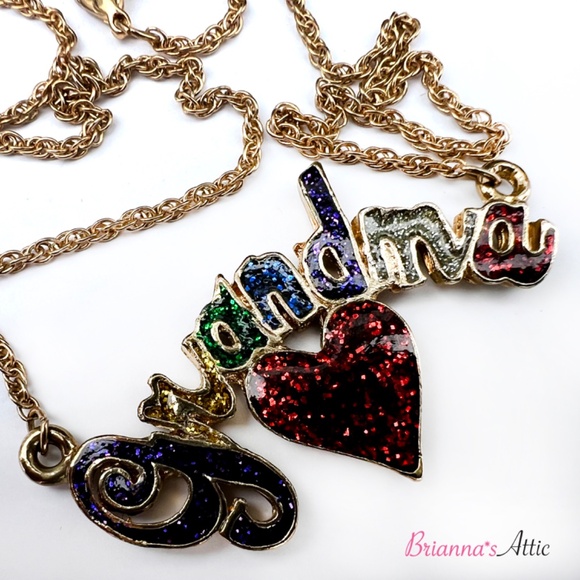 Spell out necklace for Grandma Gold Tone Sparkling Heart Lobster clasp 18" - Picture 7 of 9